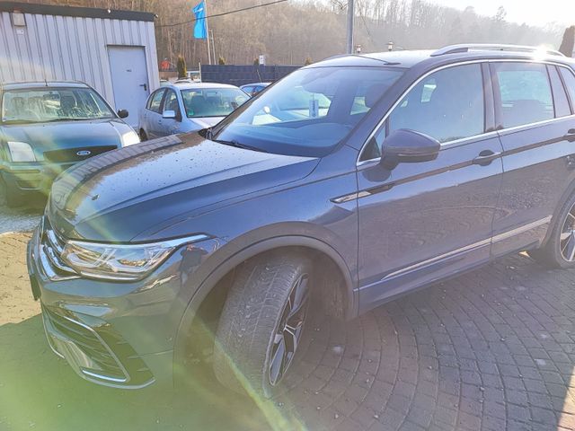 Volkswagen Tiguan R-Line 4Motion LED VIRTUAL COCKPIT NAVI