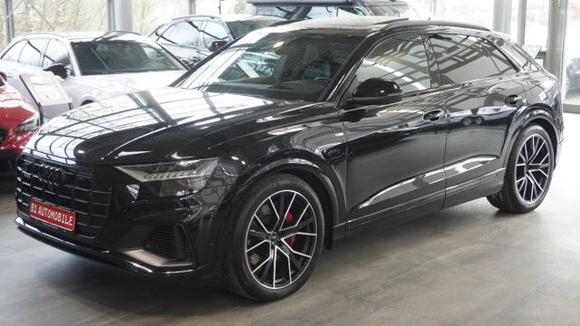 Audi Q8 55 TFSI e quattro 3 x S Line  113.000 UPE