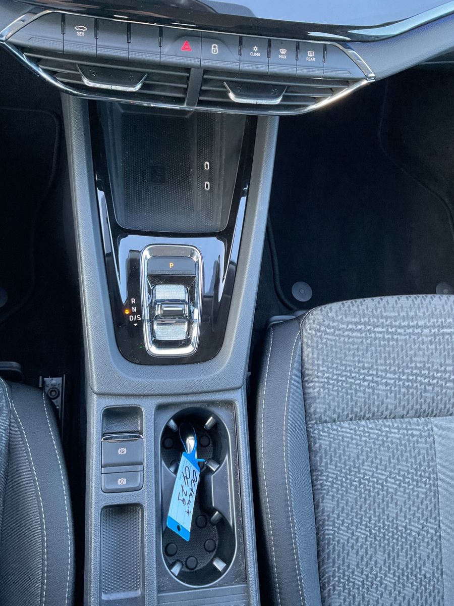 Fahrzeugabbildung SKODA Octavia Kombi 1.5 TSI e-TEC DSG,Kamera,Navi,LED