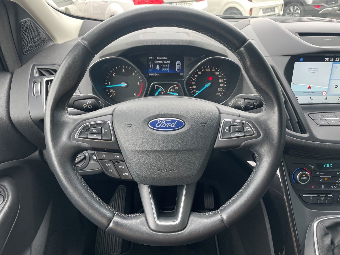 Fahrzeugabbildung Ford Kuga Titanium AHK Navi Tempomat PDC SHZ heizbWSS