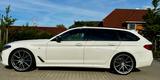 BMW M550d xDrive Touring A - - weiße BMW M550
