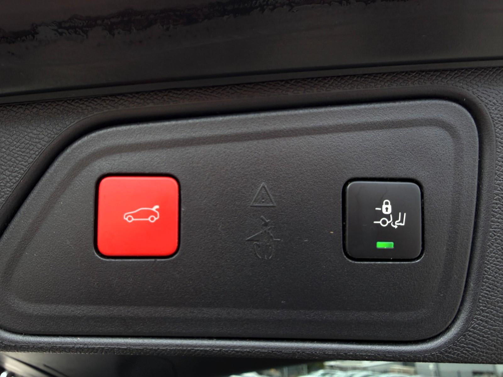 Peugeot 3008 Hybrid 225 Allure Pack