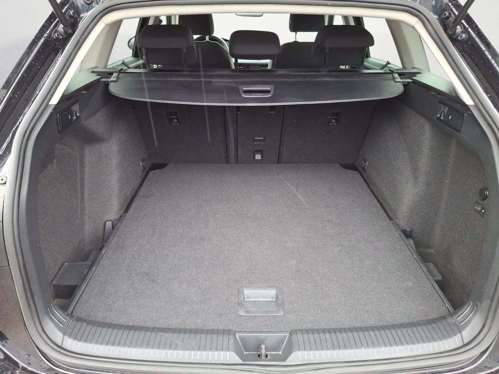 Volkswagen Golf - Bild 13