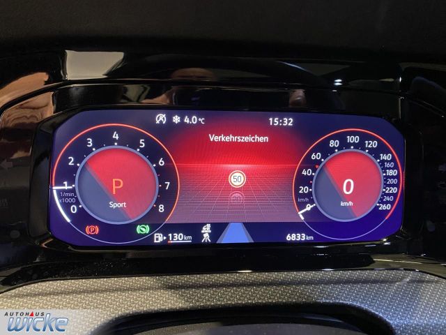 Golf VIII Variant 1.5 TSI DSG R-Line NAVI KLIMA