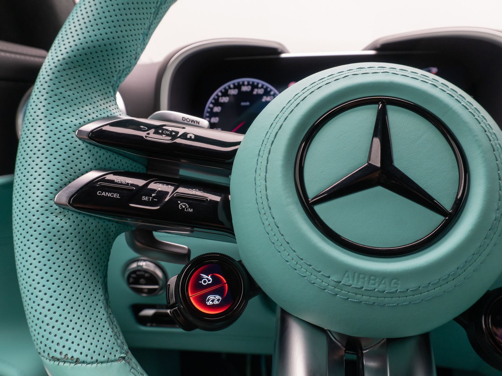 Fahrzeugabbildung Mercedes-Benz SL 63 AMG Roadster 4Matic Brabus Individual VOLL