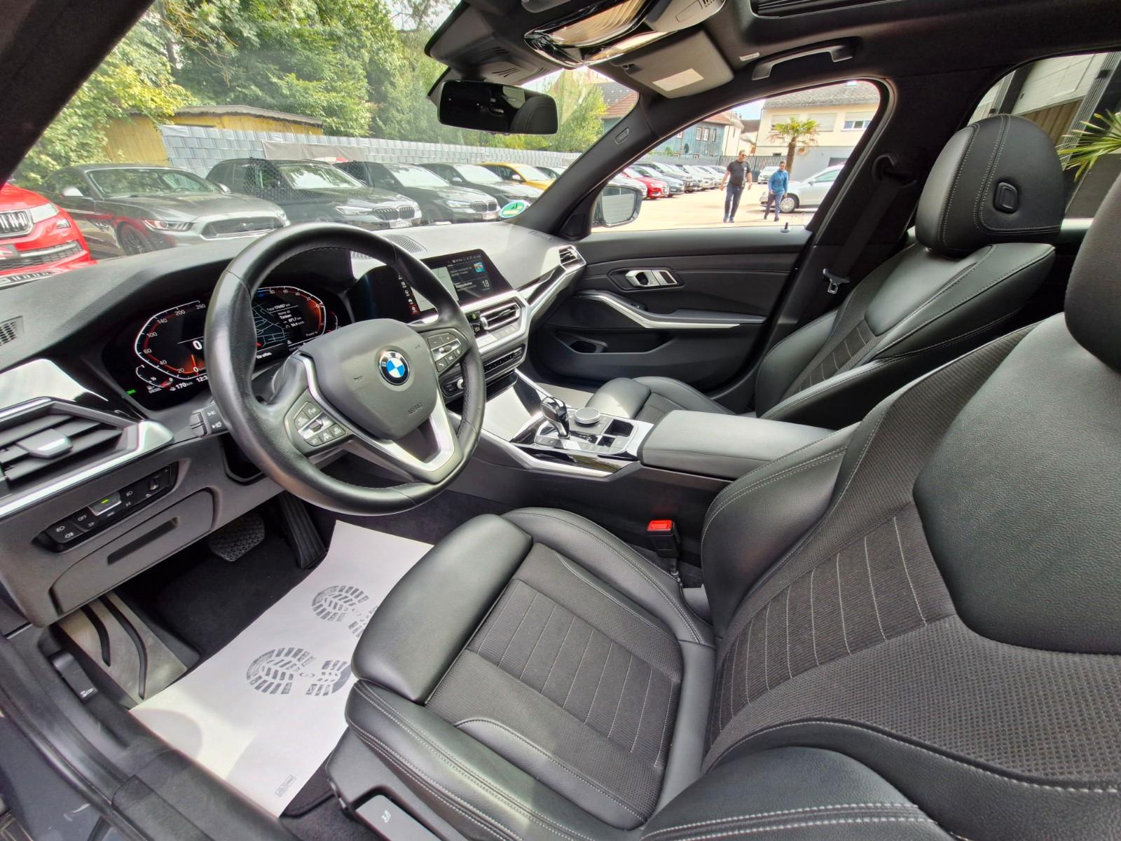 BMW 320d Touring  LED 2. Hand Sitzheiz Pano Laser