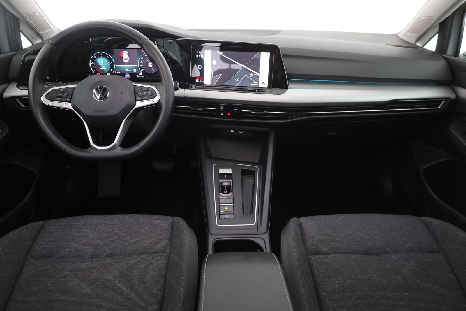 Volkswagen Golf VIII Variant 2.0 TDI DSG LED Navi Pano ACC