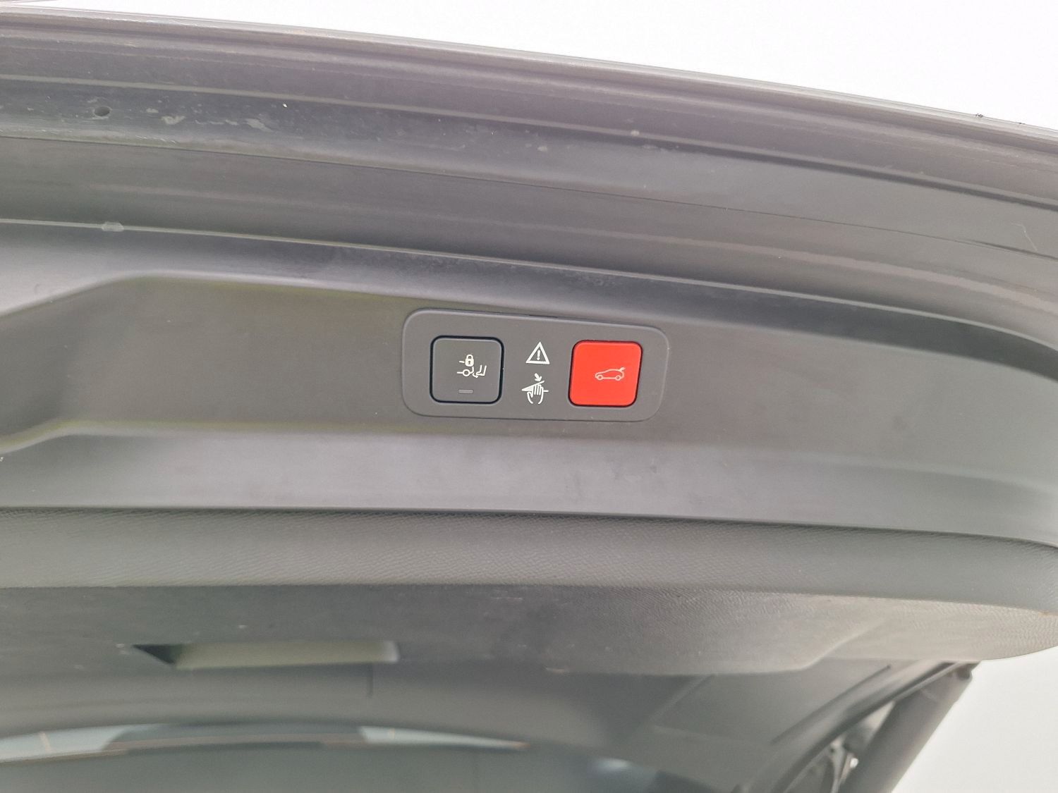 Fahrzeugabbildung Peugeot 5008 GT 1.5D NAVI/LED/ALCANTARA/SHZ/ACC/R'CAM
