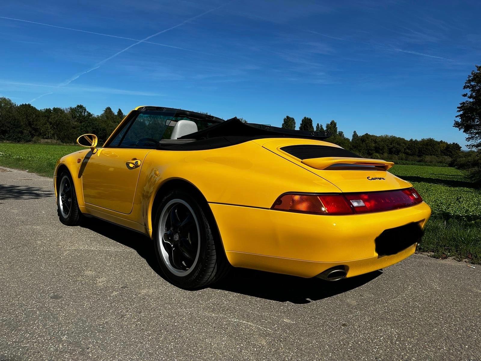 Porsche 993 Carrera Cabriolet