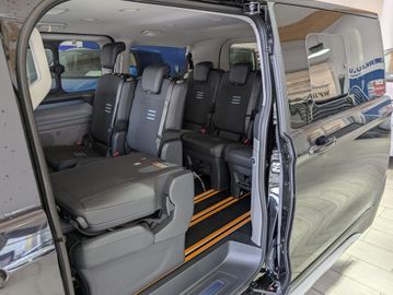 Ford Tourneo Custom L1 Active MATRIX B&O
