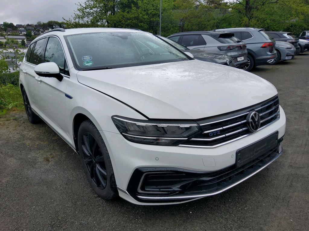 Volkswagen Passat Variant GTE/NAVI/ANHÄNGERKUPPLUNG/KAMERA