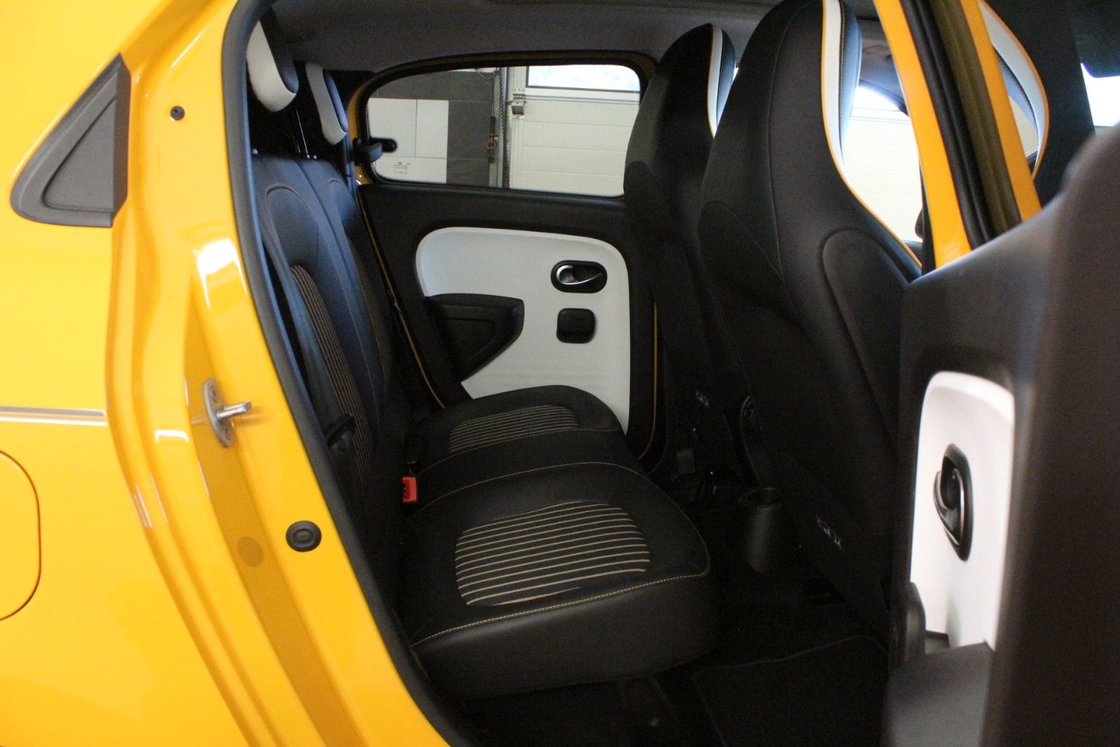 Fahrzeugabbildung Renault Twingo SCe65 Intens*Easy Link*Faltdach*