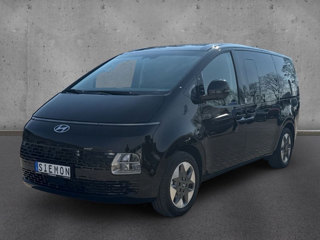 Image of Hyundai STARIA