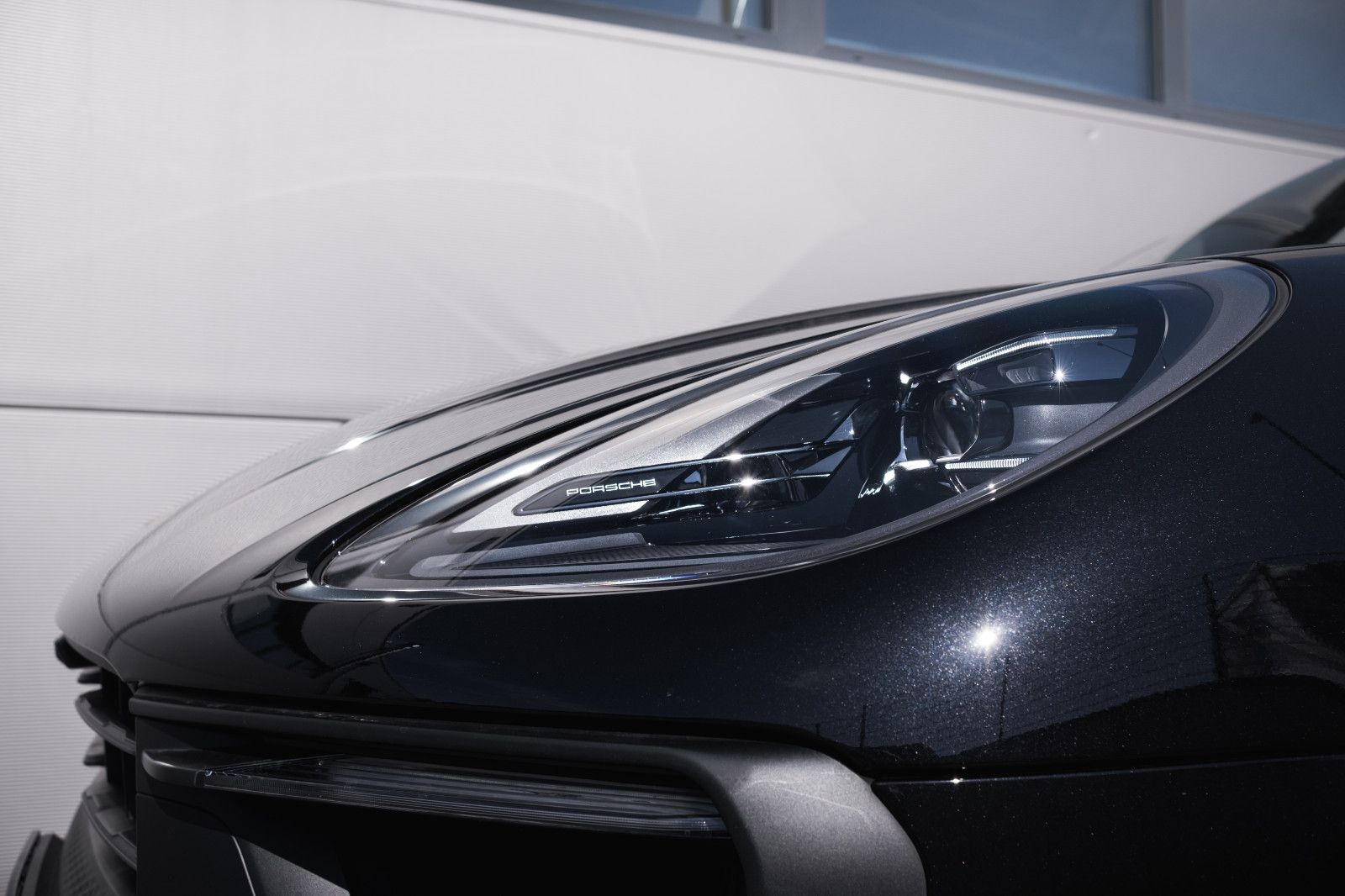 Fahrzeugabbildung Porsche Macan GTS -Pano-LED-AHK-Standhzg.-18Wege-360´´