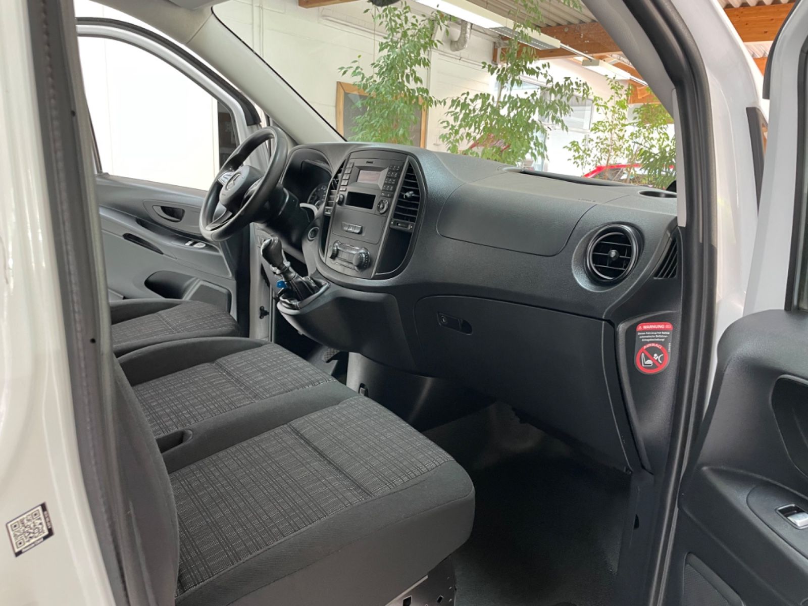 Fahrzeugabbildung Mercedes-Benz Vito Kasten 111 extralang *Werkstatt*