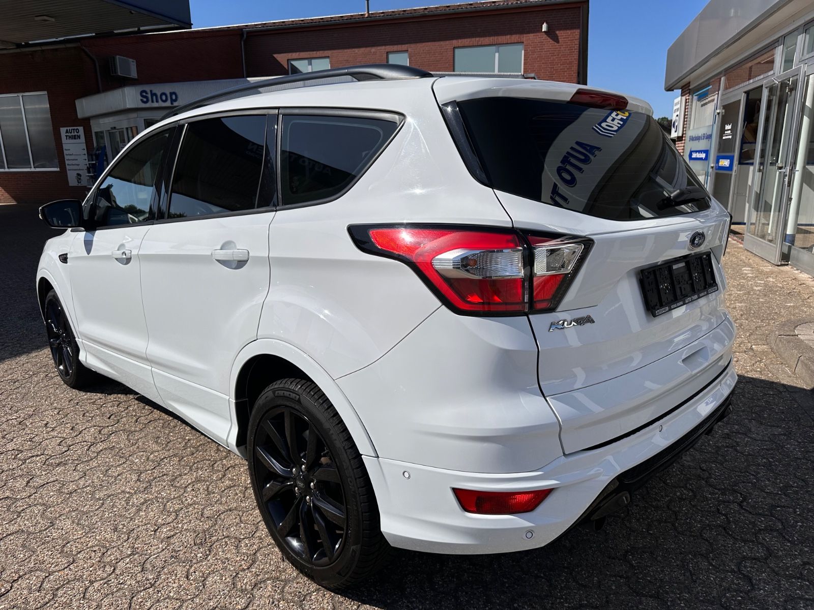Fahrzeugabbildung Ford Kuga ST-Line 2.0 TDCi AHK/Navi/BiXenon/SHZG