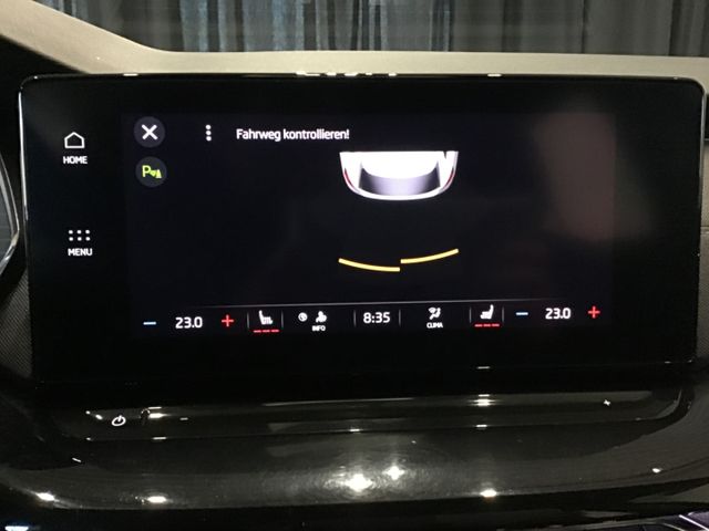 Fahrzeugabbildung Skoda Octavia Style 1.5 TSI Combi DSG/Navi/LED/DAB/SHZ