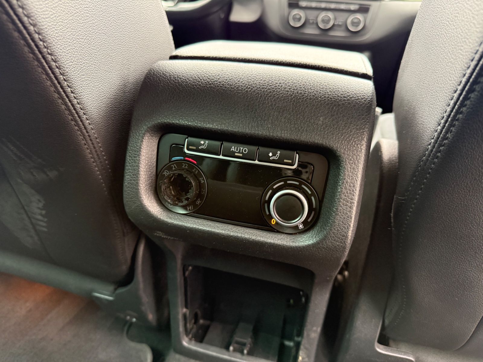 Fahrzeugabbildung Volkswagen Sharan Highline BMT/Start-Stopp