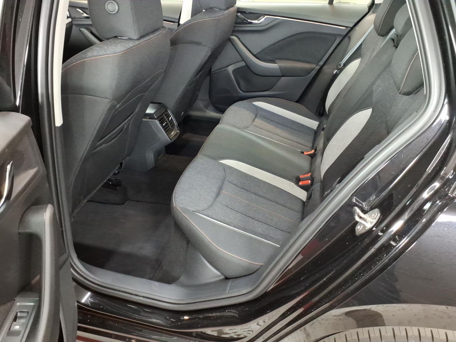 Skoda Kamiq - Bild 6