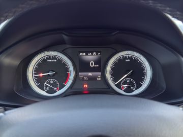 Skoda Karoq Ambition 1.6 TDI DSG*APPLE*LED*KAMERA*XEN