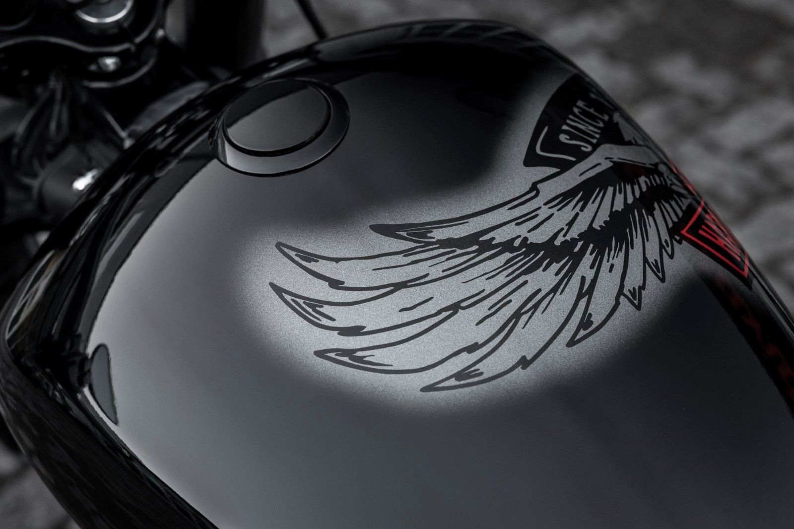 Fahrzeugabbildung Harley-Davidson FXBBS STREET BOB Softail 114 CUI - JEKILL&HYDE