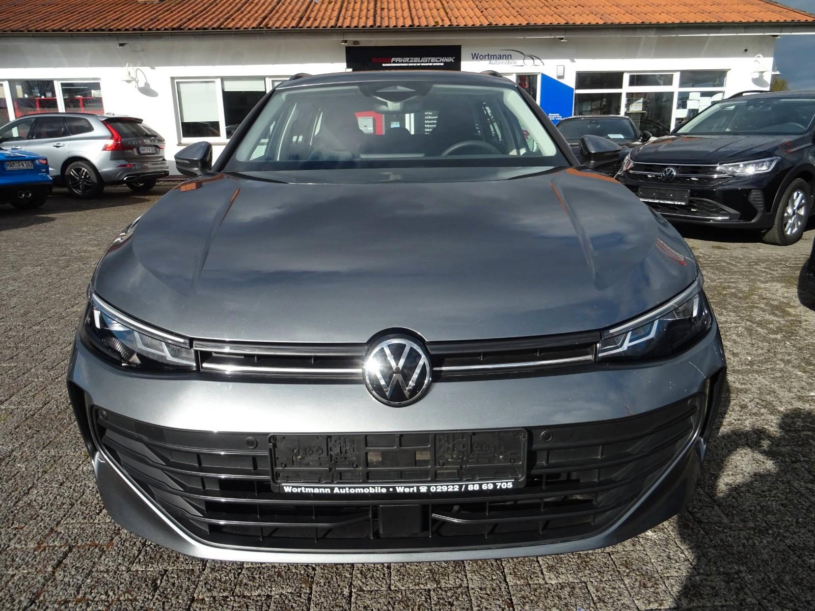 Volkswagen Passat Variant 1.5 eTSI 110 kW DSG LED PDC SHZ