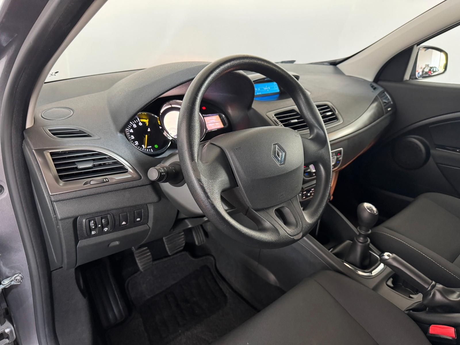 Renault Megane III TCe 115 Grandtour Expression *2.HAND*