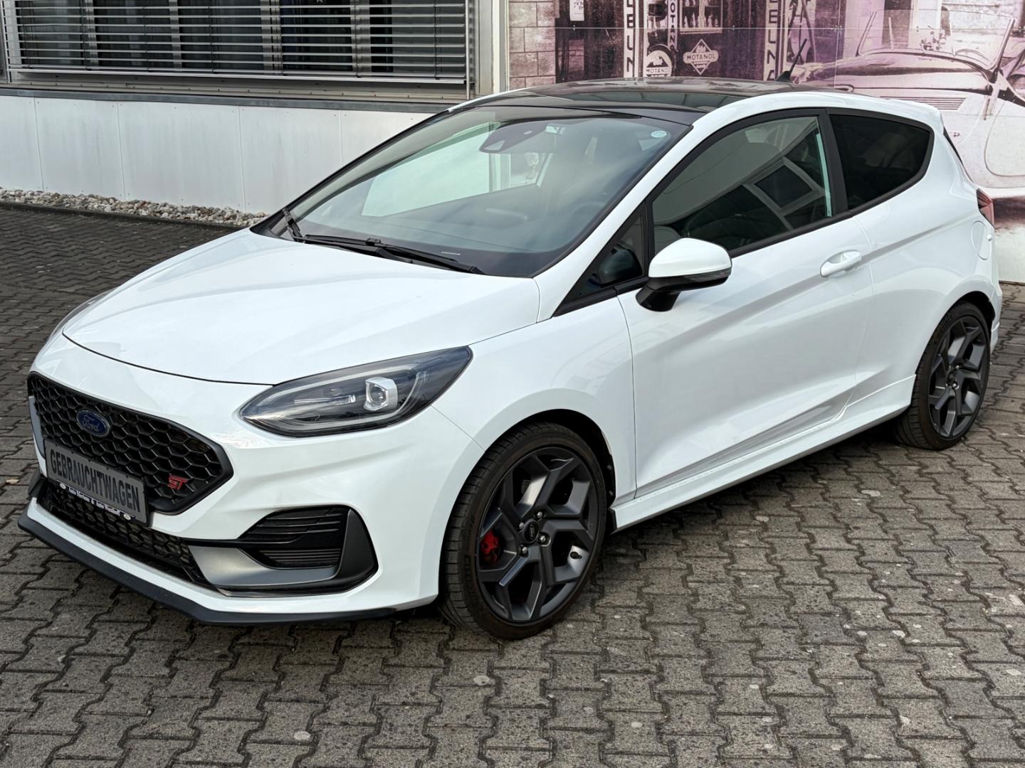 Ford Fiesta ST X 1.5 Navi + Panorama + LED