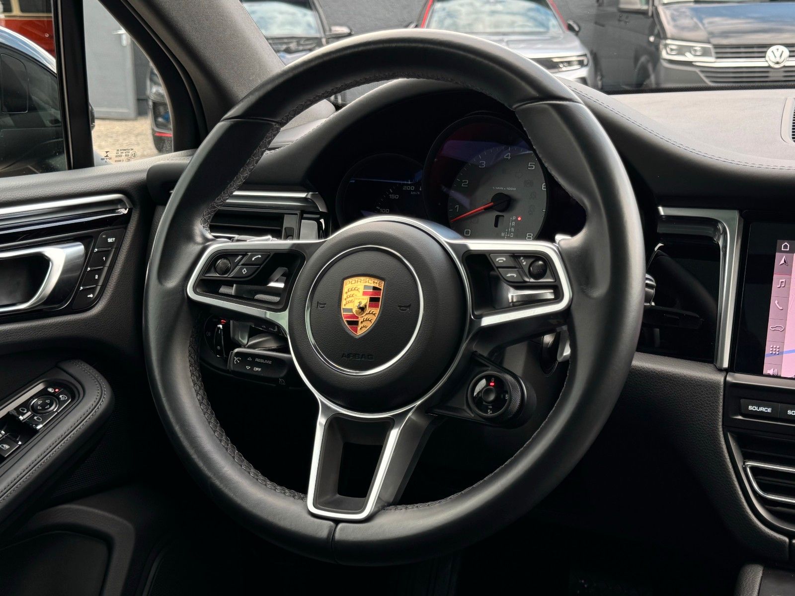 Fahrzeugabbildung Porsche Macan S V6 Pano Kamera Leder St-Heiz. Memory