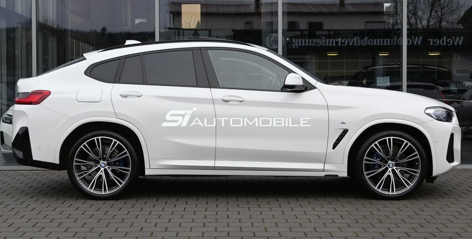 Fahrzeugabbildung BMW X4 xDr. 30d M-Sport °UVP 93.880€°AHK°LASER°STHZ°