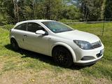 Opel Astra GTC 1,6 Sport Coupé, TÜV 02.28 - Opel Astra: 28