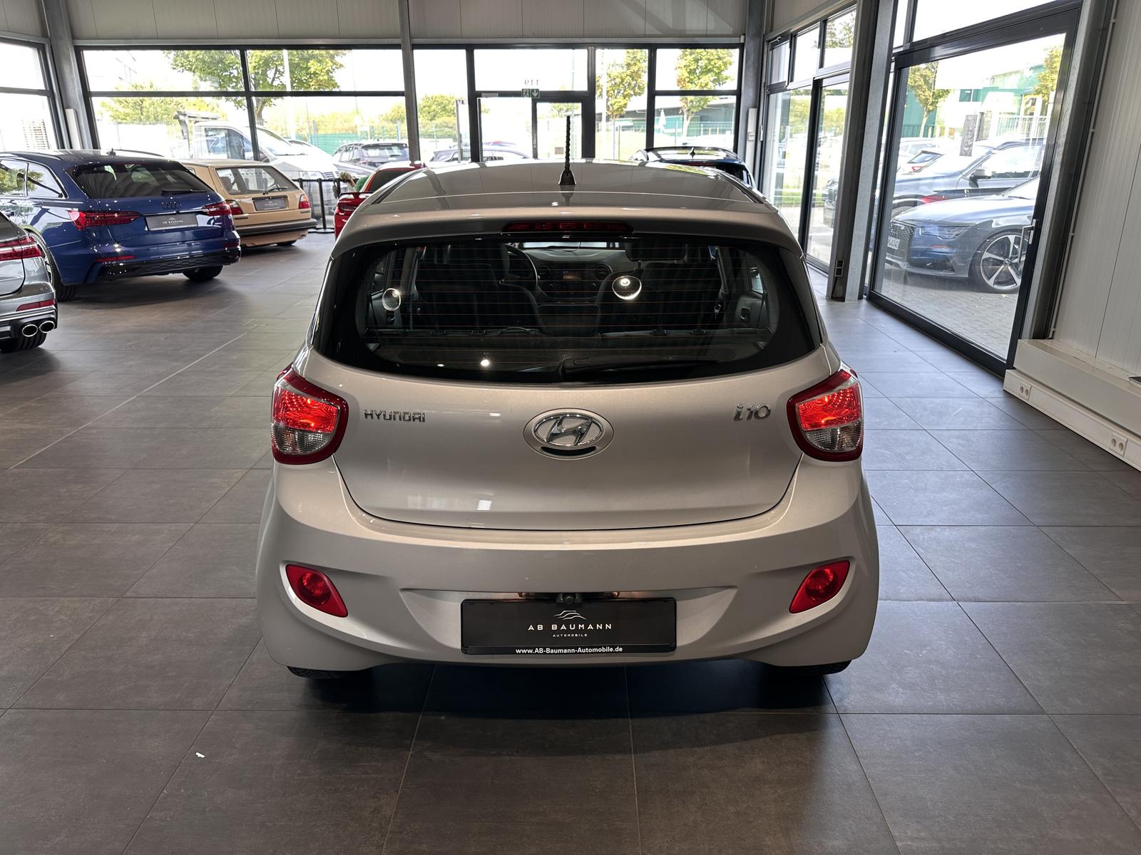 Hyundai i10 FIFA World Cup Edition *SHZ, LENKRADHZ.*