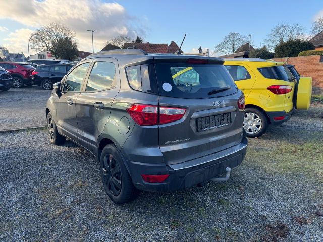 Ford EcoSport Cool & Connect