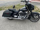 Harley-Davidson FLHX Street Glide 2011 - HARLEY-DAVIDSON 2011 STREET GLIDE