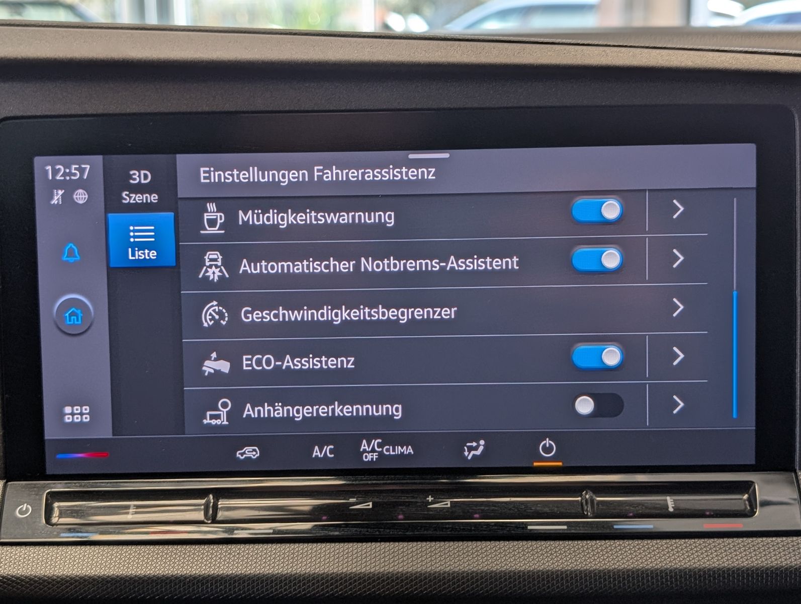 Fahrzeugabbildung Ford Tourneo Connect 2.0 Trend Tempo Navi Klima PDC