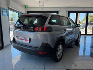 Peugeot 5008 - 4