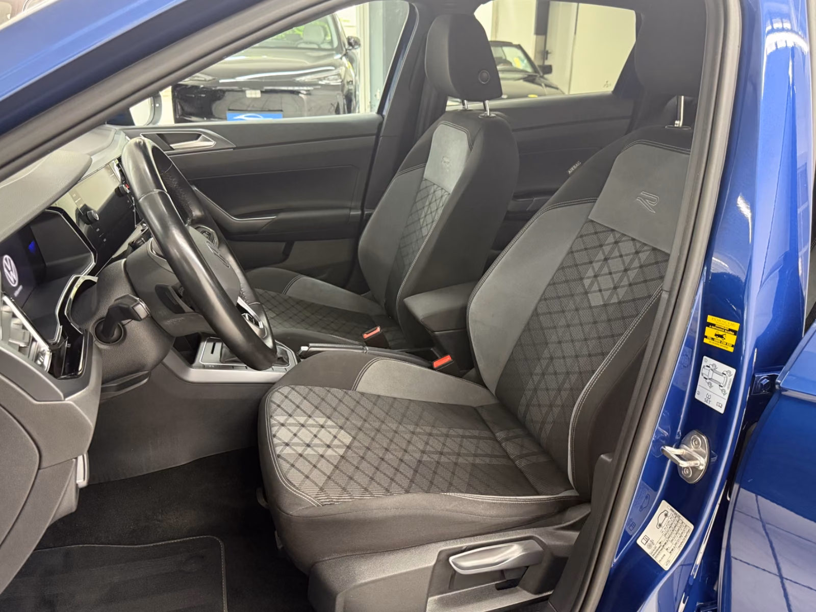 Volkswagen Taigo R-Line 1.5 TSI*SHZ*Digital-Cockpit*Kamera