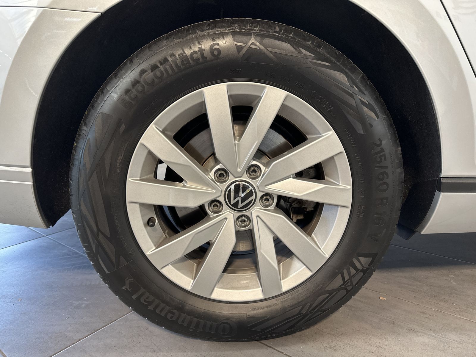 Fahrzeugabbildung Volkswagen Passat Variant 2.0 TDI Business NAV+LED+KAM+SHZ
