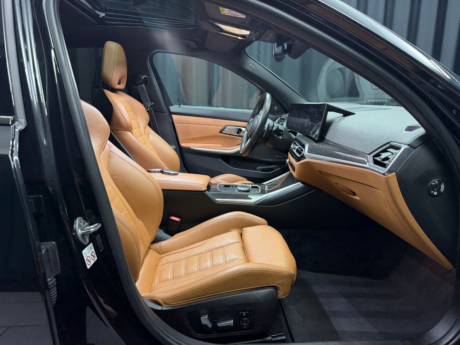 Fahrzeugabbildung BMW M340i xDrive Limousine|M-Sitze|H&K|360°|PANO|HuD
