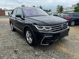 Volkswagen Tiguan 3xR-Line 4Motion AHK/Matrix/HUD/Kamera - VW Tiguan Unfallwagen