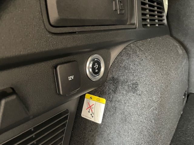 Fahrzeugabbildung Ford Kuga ST-Line X 1.5 Kamera totWinkelASS LED