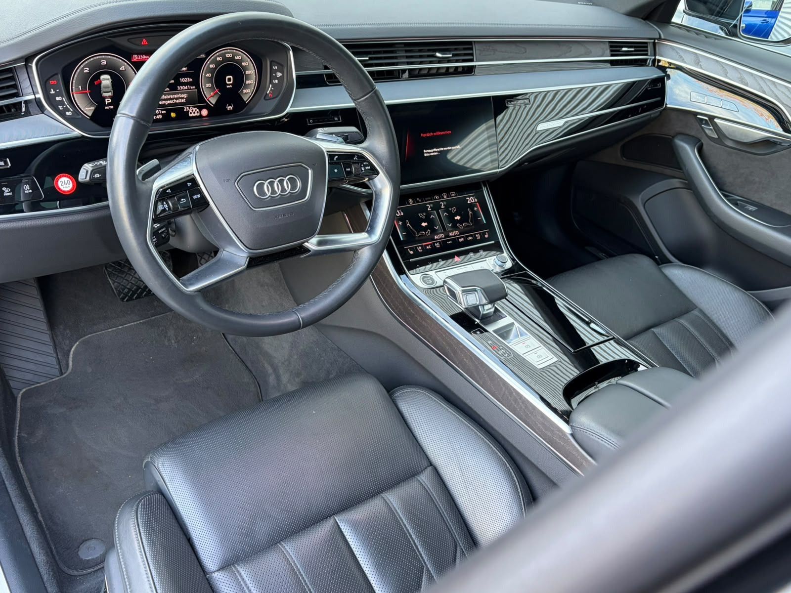 Audi A8 - Bild 11