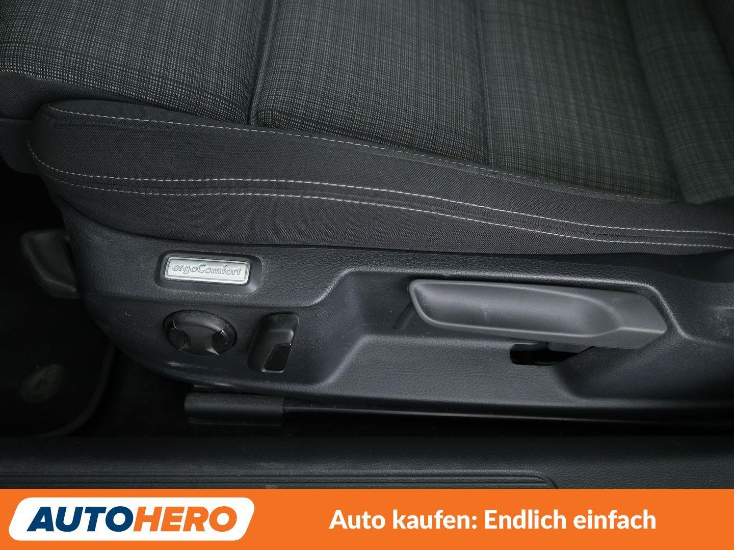 Volkswagen Passat 1.5 TSI ACT Business Aut.*LED*NAVI*ACC*, миниатюра 28