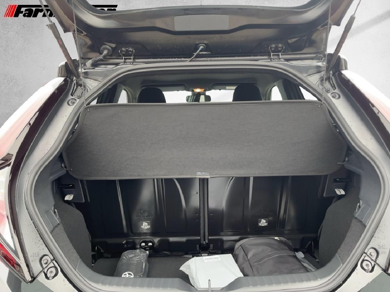 Fahrzeugabbildung Toyota Aygo X 1,0 l Teamplayer 5 M/T