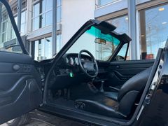 PORSCHE 993 Carrera Cabriolet PORSCHE 993 Carrera Cabriolet