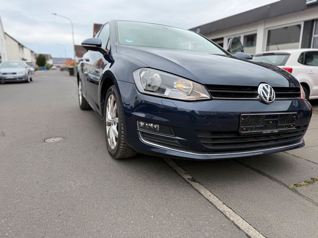 Image of Volkswagen Golf