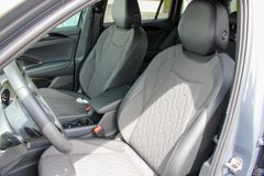 VW Tiguan 2.0 TDI/ IQ.DRIVE/ H&K/ MATRIX/ DISCOVER VW Tiguan 2.0 TDI/ IQ.DRIVE/ H&K/ MATRIX/ DISCOVER