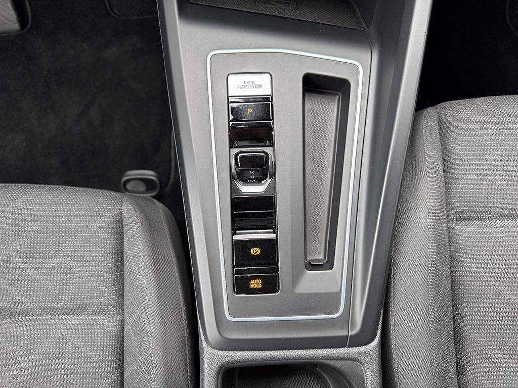 Golf VIII 1.5 eTSI DSG *LED*NAVI*KEYLESS*