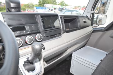 Mitsubishi Fuso AMAK 65E -  Vollelektrisch im Kranbetrieb