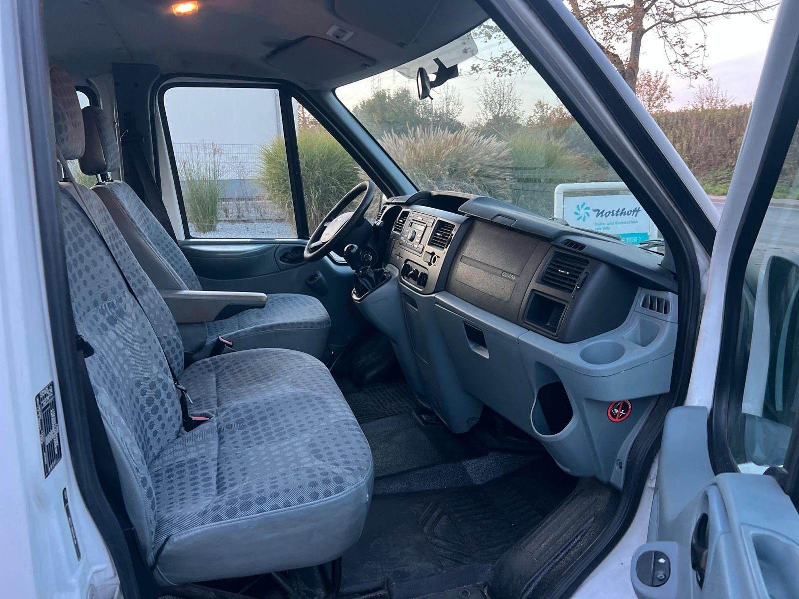 Ford Transit 2011 — photo 8